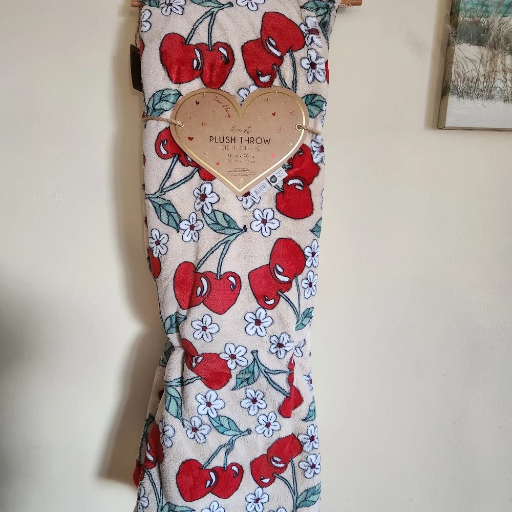 Cherry hearts plush throw blanket tan red 60